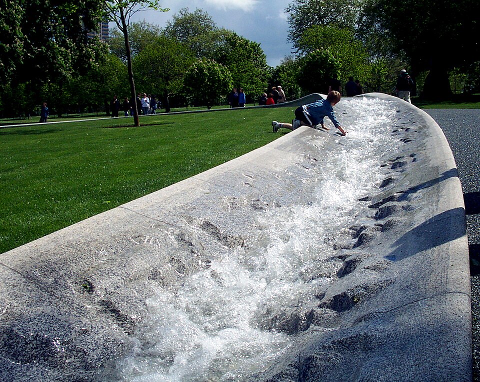 Diana Memorial Fountain