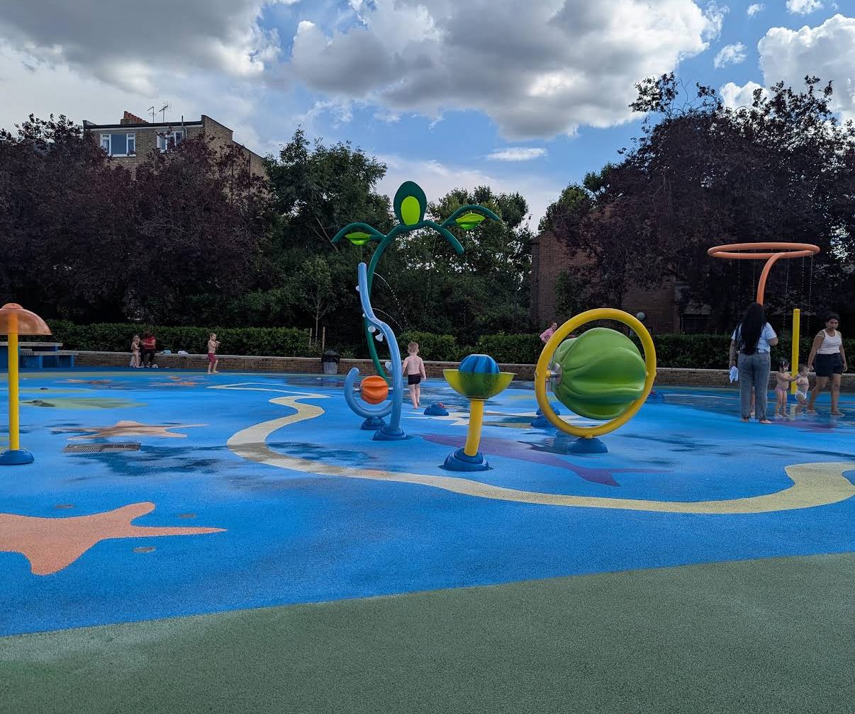 Kensington Memorial Park paddling pool